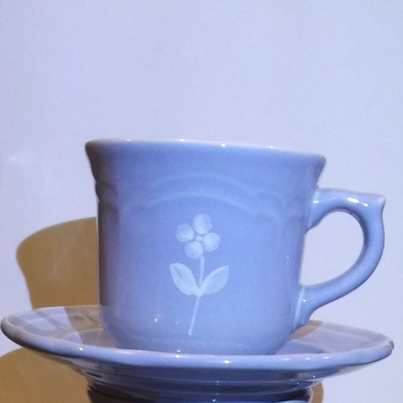 Vintage pfaltzgraff gazebo blue bouquet pattern USA teacup and saucer - Picture 2 of 9